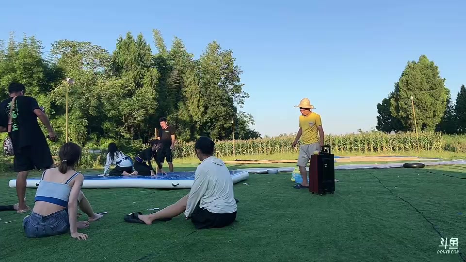 【2023-8-13 18点场】惠娜娜呀:【小奶团】985团播第24天