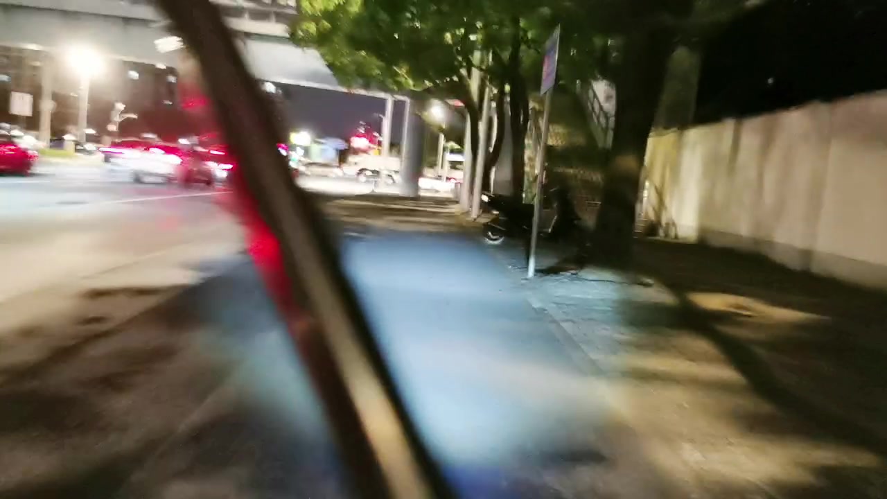【2023-08-09 20点场】三时小周每娘娘：江边逛一圈，小电驴哦