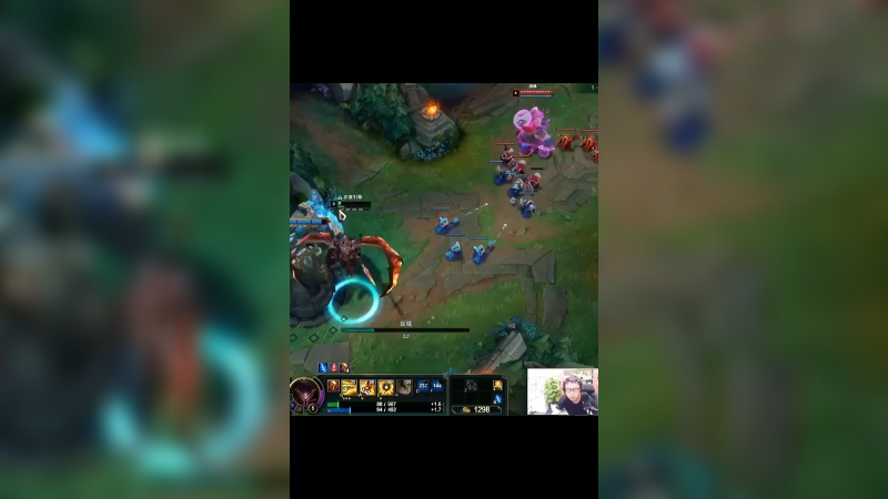 锤石晃动的灯笼，仿佛摇晃我的智商。