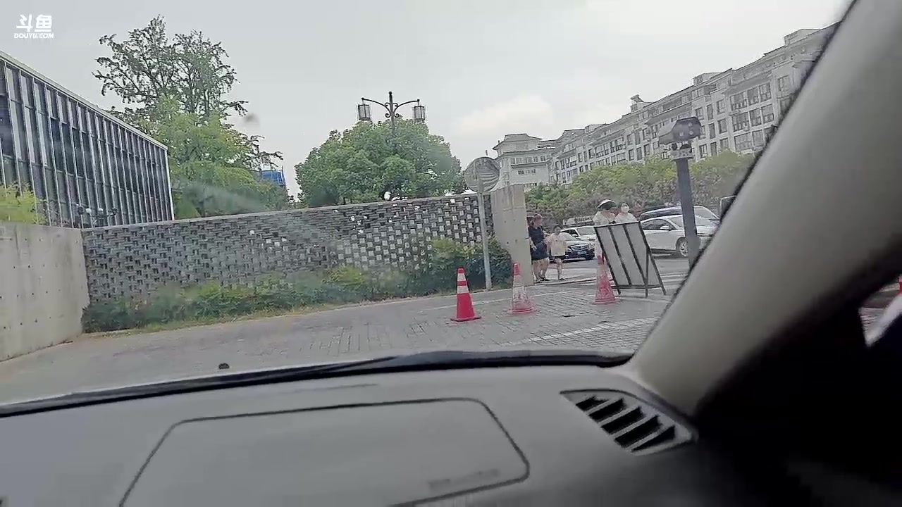 【2023-08-16 13点场】甜心战士：回苏州随缘手机直播么么