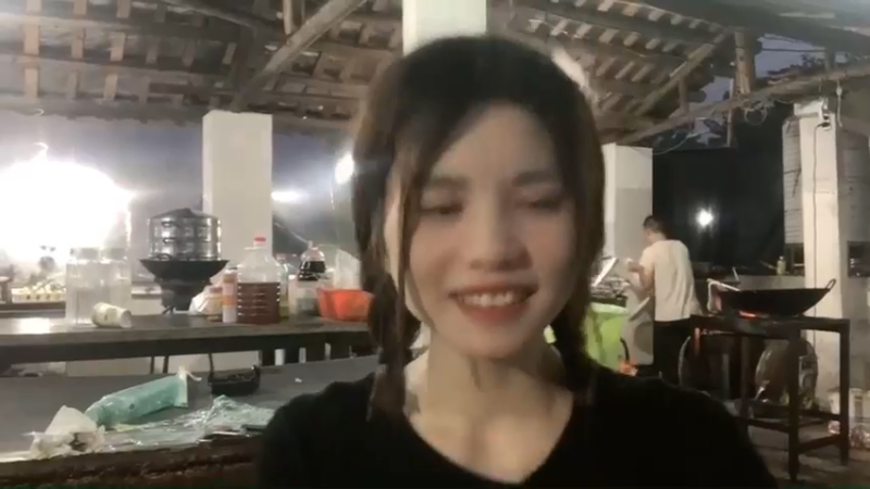 洪湖乡野趣味团播美女果奈小姐姐挺好看的，年轻就是 好