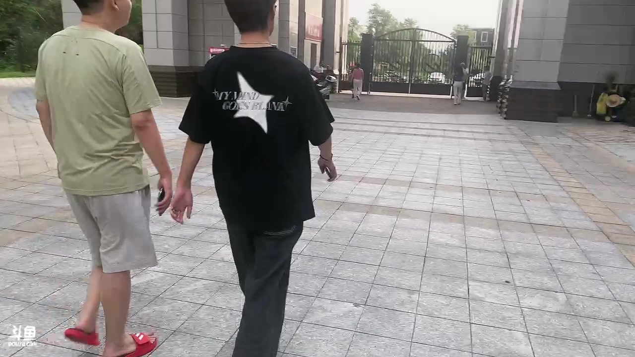 【2023-08-18 18点场】右手supking：长沙过生日啦好多好朋友好开心！