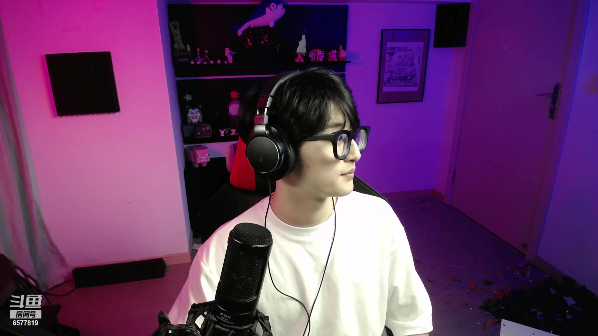 【2023-08-21 18点场】爱玩游戏的赫某人：今天冲2600分