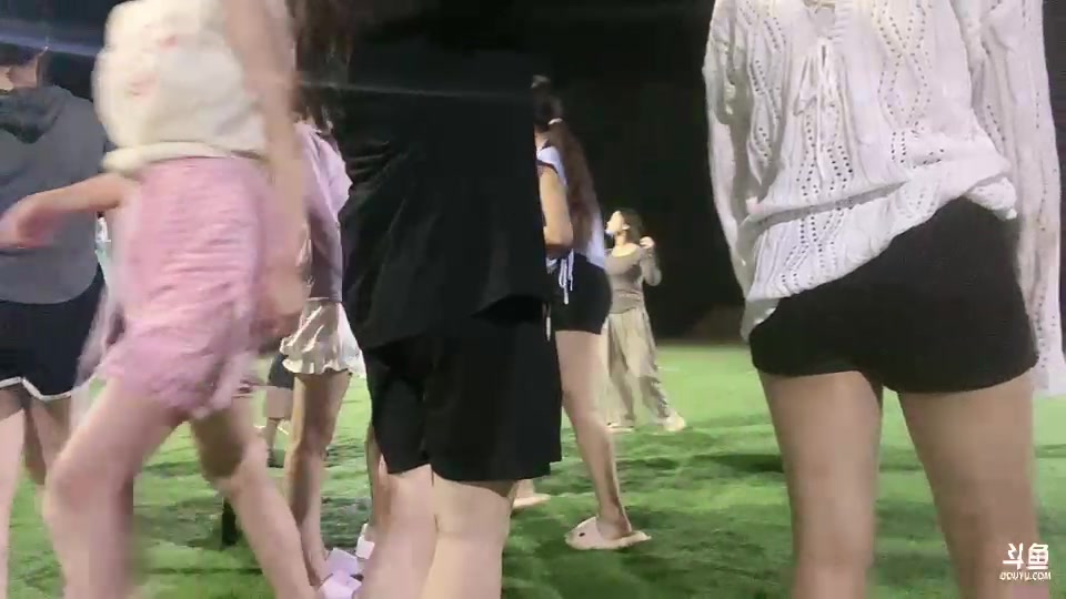 【2023-8-22 21点场】惠娜娜呀:【小奶团】七夕快乐～985团播