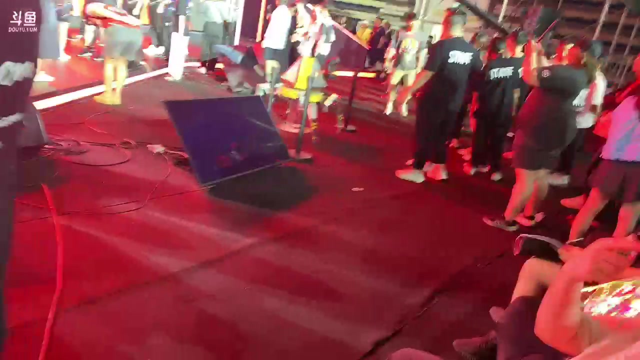 【2023-08-20 22点场】一口三明治3Mz：尖峰赛现场解说！