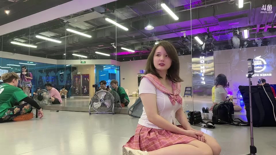 【2023-08-18 20点场】叁三QvQ：【小奶团】祝小果生日快乐~~