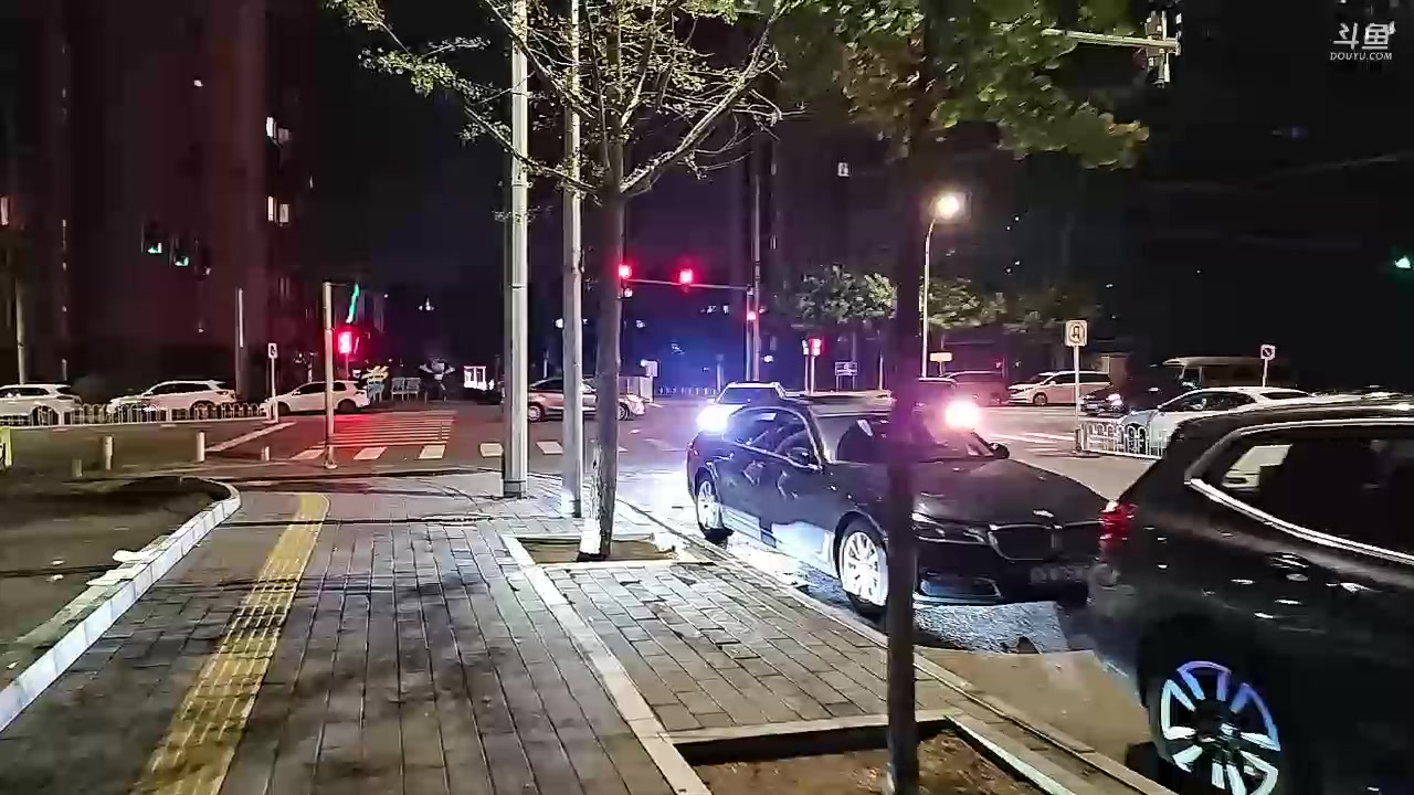 【2023-08-24 22点场】o北京斌子o：夜游斌。。。