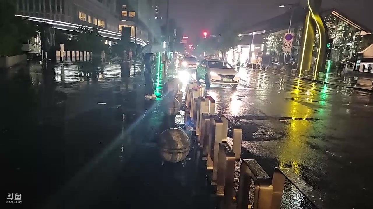 【2023-08-25 22点场】黑人毅：成都一日游 280072