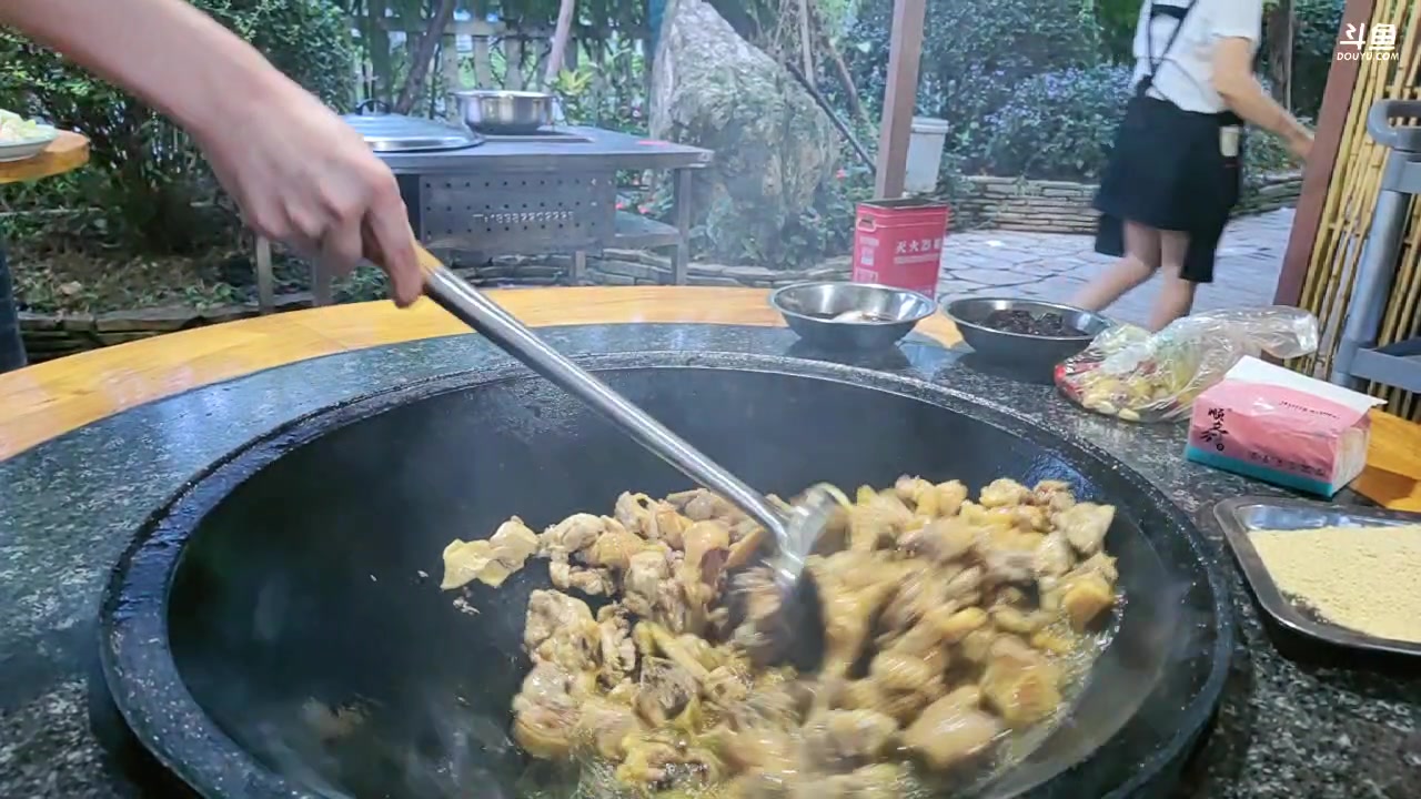 【2023-08-27 19点场】忆旧年丶：双倍:下午户外农机乐