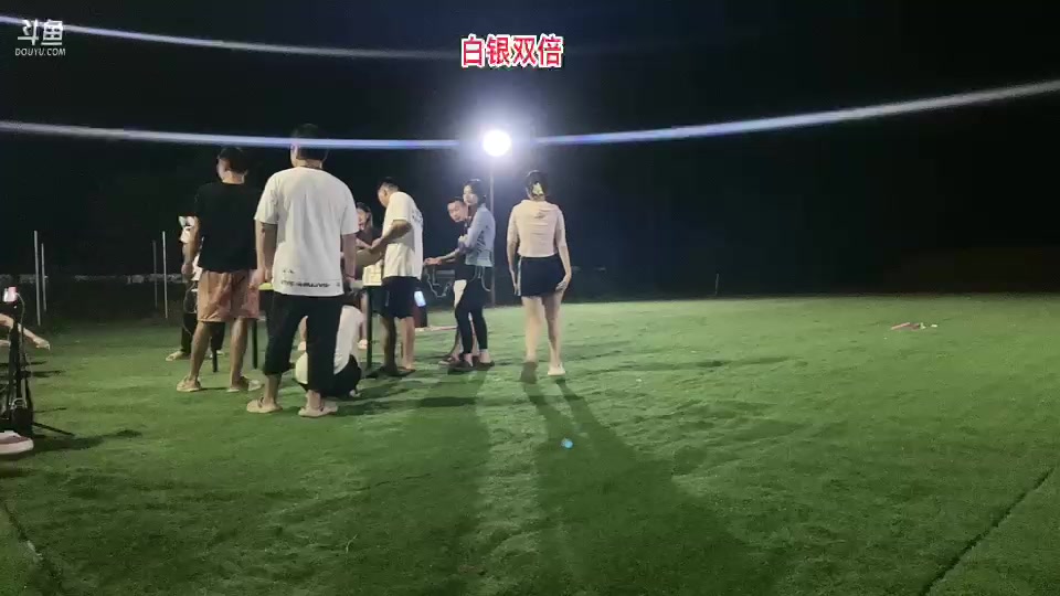 【2023-8-23 21点场】惠娜娜呀:【小奶团】985团播