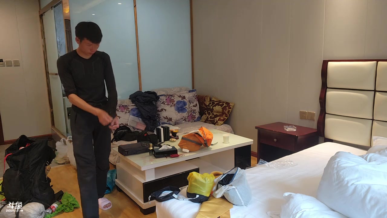 【2023-08-24 12点场】叶子户外：《纪实直播》day23陈塘镇九眼温泉