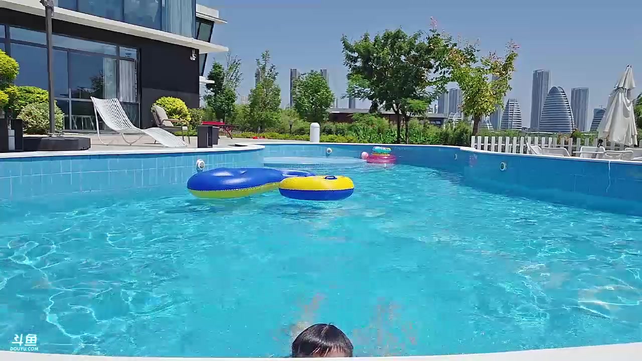 【2023-09-01 12点场】赛文柒Seven：两点半之前开 手机充电