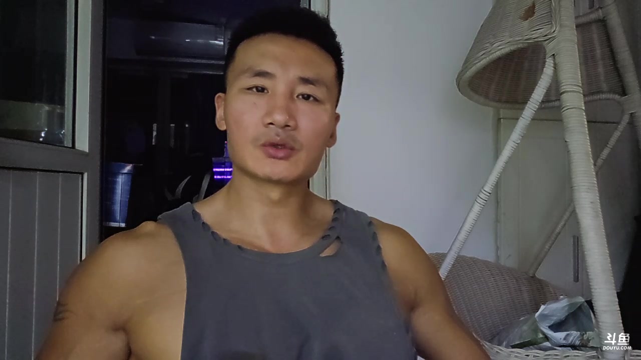 【2023-09-01 23点场】黑人毅：快99级了，百级主播不远了