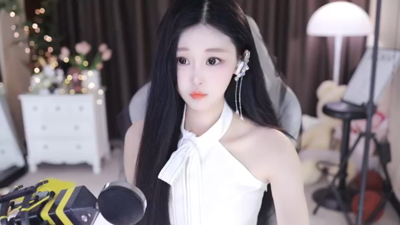 【2023-09-03 15点场】苏小懒困了：⭐呆萌懒妹无敌射手在线喂饭1