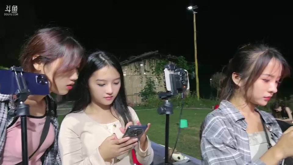 【2023-9-1 0点场】惠娜娜呀:【小奶团】985团播