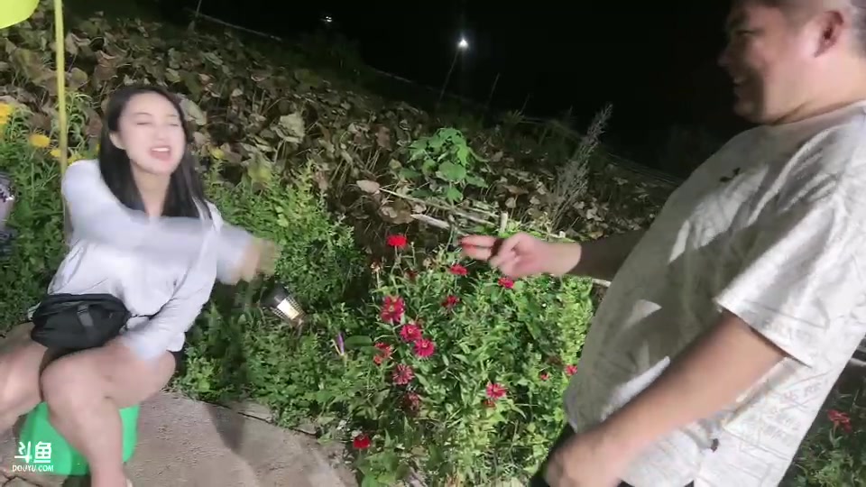 【2023-8-31 0点场】惠娜娜呀:【小奶团】985团播