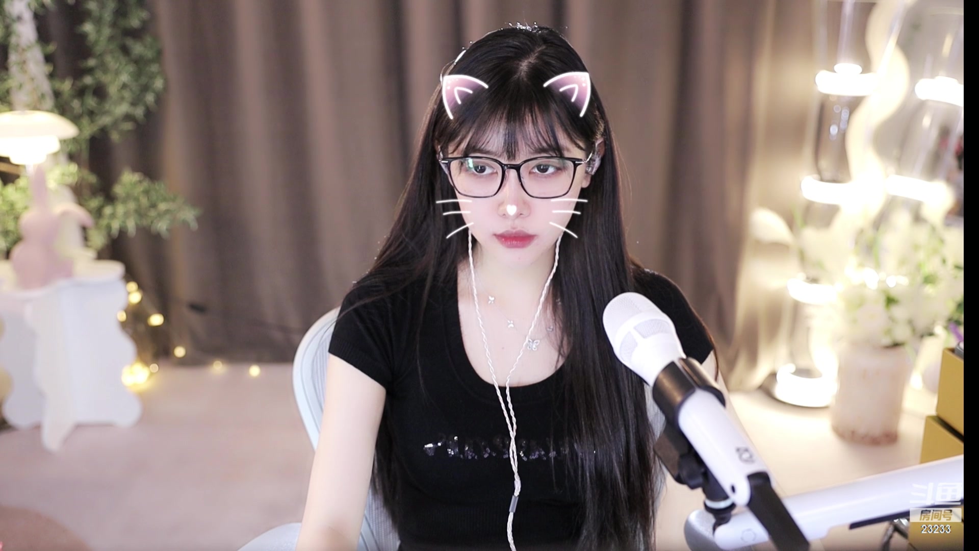 【2023-09-05 20点场】喵小莎：下午三点，晚上11点。