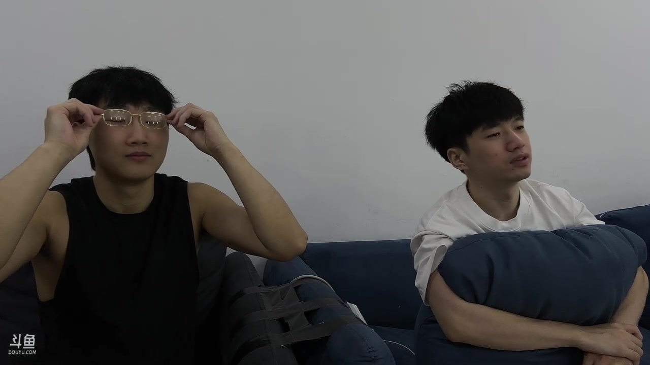 【2023-09-06 15点场】胸肌很大的良小伞：15:30大龙刷新！巨龙族集合！