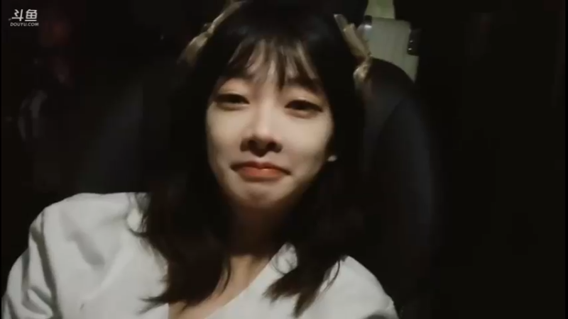 洪湖乡野趣味团播 彪子半睡半醒看弹幕，可爱啊