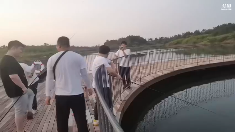 【2023-09-08 18点场】谢彬DD：有间农场day1~