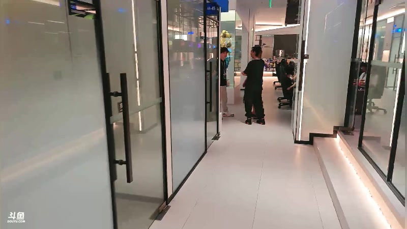 【2023-09-10 17点场】diyy刘頔：diyy已晋级全国8强