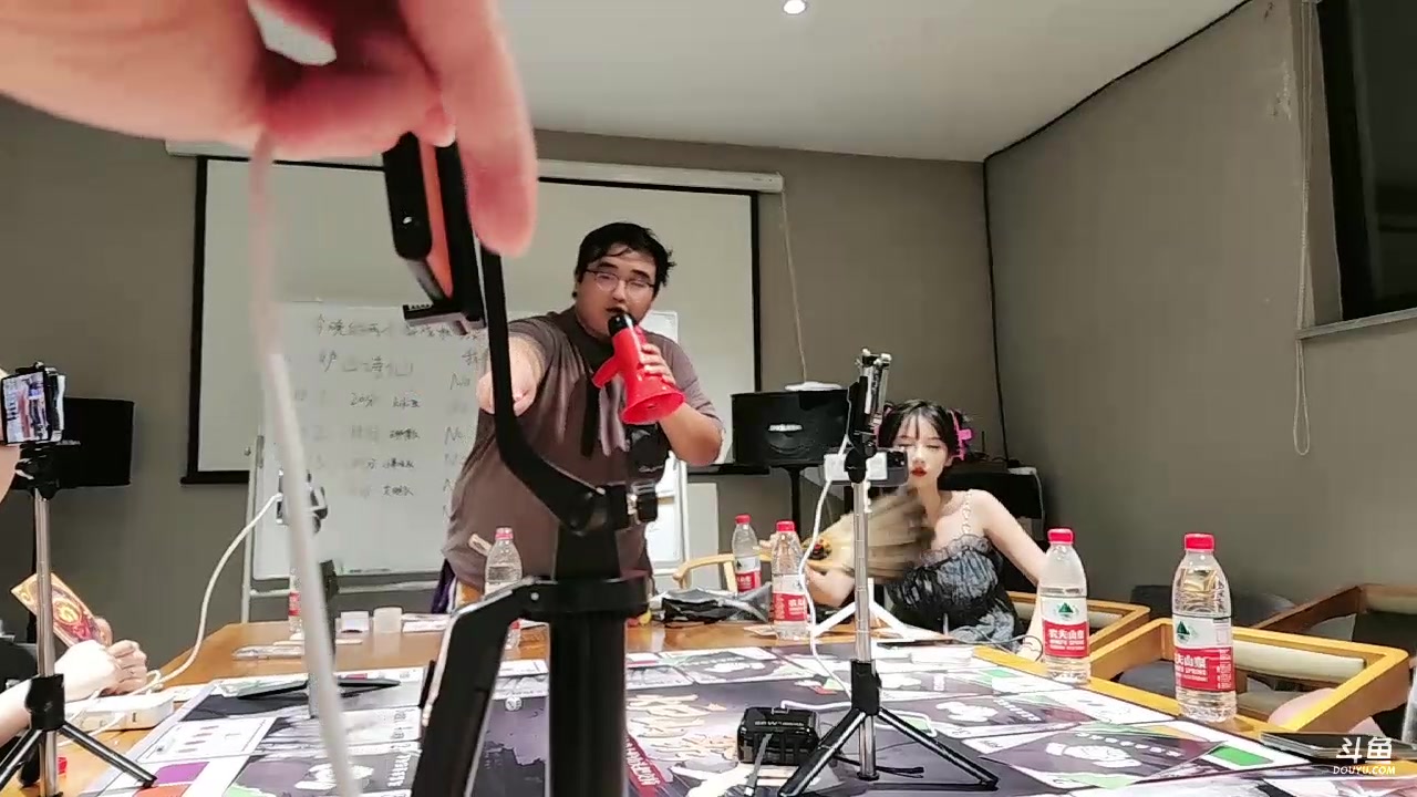 【2023-09-12 20点场】Nostalie：NO:户外直播