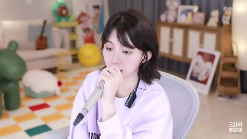【2023-09-13 18点场】胡嘉一：爱我请你点点头