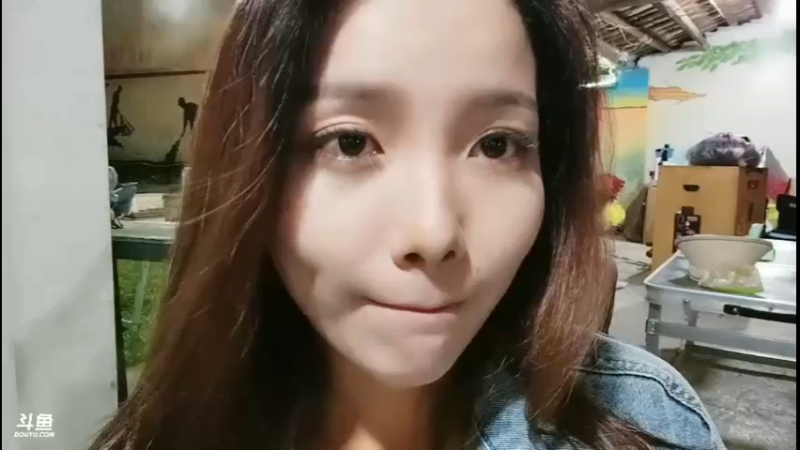 洪湖乡野趣味团播小梦仙居然这么怕冷，不是肉多不怕冷吗