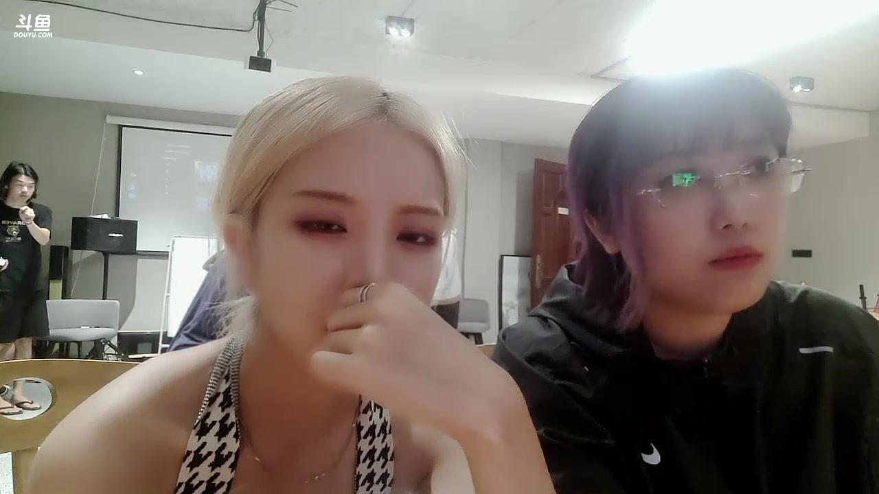 【2023-9-13 18点场】唐6儿:【小奶团】炉石DAY2