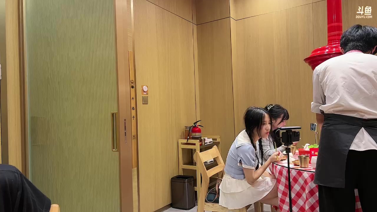 【2023-09-14 19点场】昔恩小姐姐：【小奶团】北厂团建开始啦~