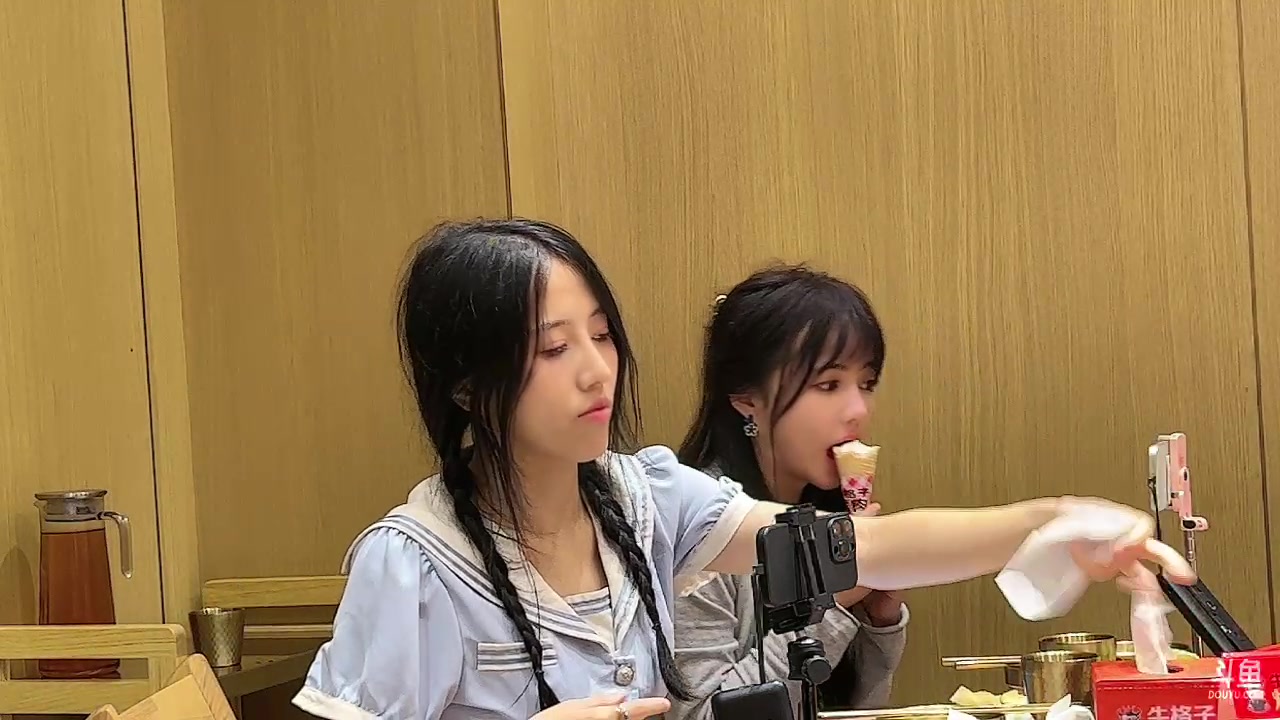 【2023-09-14 21点场】昔恩小姐姐：【小奶团】北厂团建开始啦~