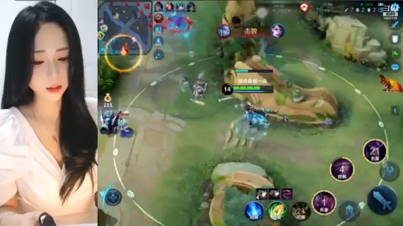 美女玩王者荣耀，拿MVP，真是厉害啊