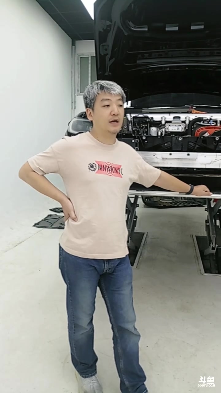 【2023-09-17 17点场】大飙车：直播拆解model s