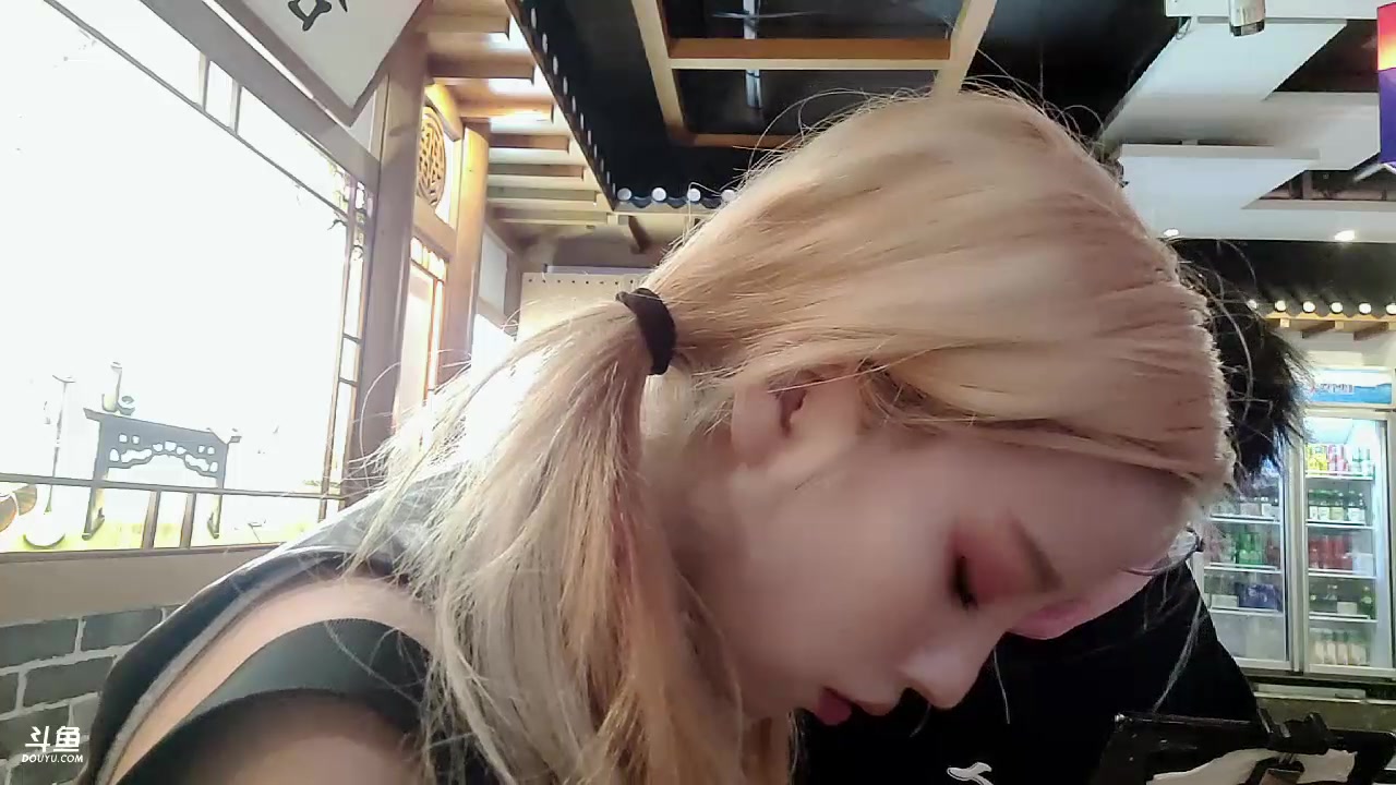 【2023-09-17 18点场】唐6儿：【小奶团】一会找猪哥吃饭