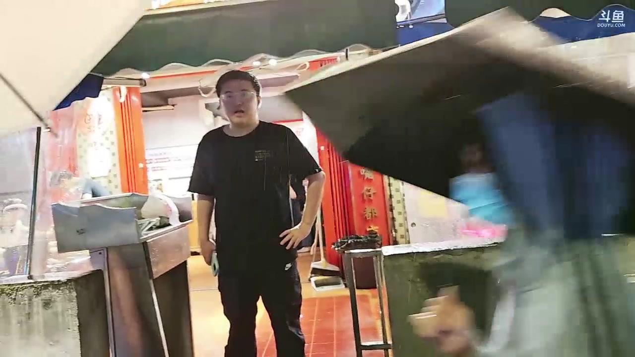 【2023-09-22 19点场】石页的第一根矛s：石页：先打会峡谷晚点带妹！