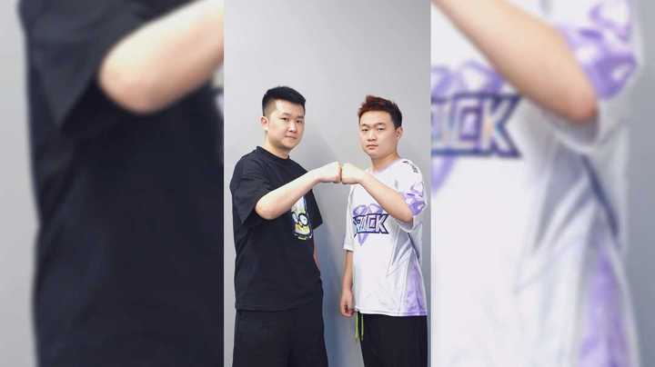让教练们看看这是谁来啦