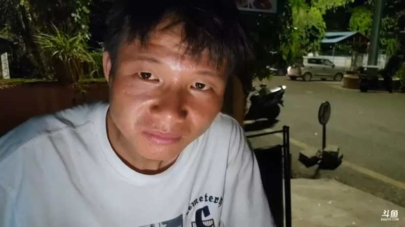 【2023-09-17 01点场】叶子户外：《纪实直播》day6尼泊尔