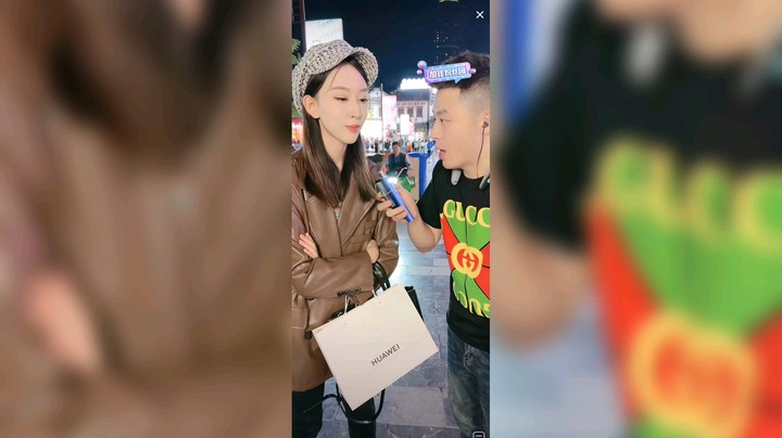 美女玩游戏还是有点东西啊