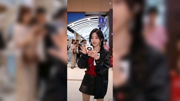 冯提莫唱歌潇洒走一回