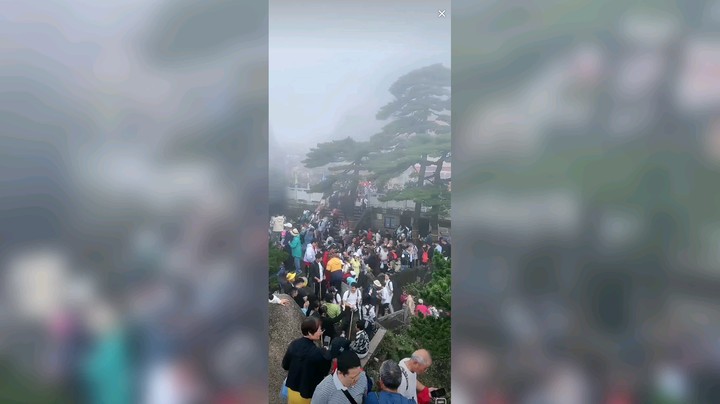 今天黄山很多人啊