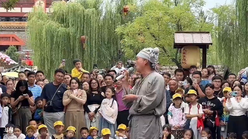 【英雄联盟】胸肌很大的良小伞的精彩时刻 20230923 14点场
