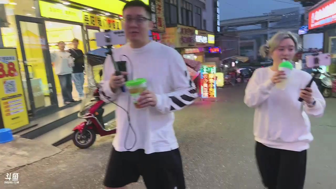 【2023-09-24 18点场】喜欢水水：岳阳的第二天