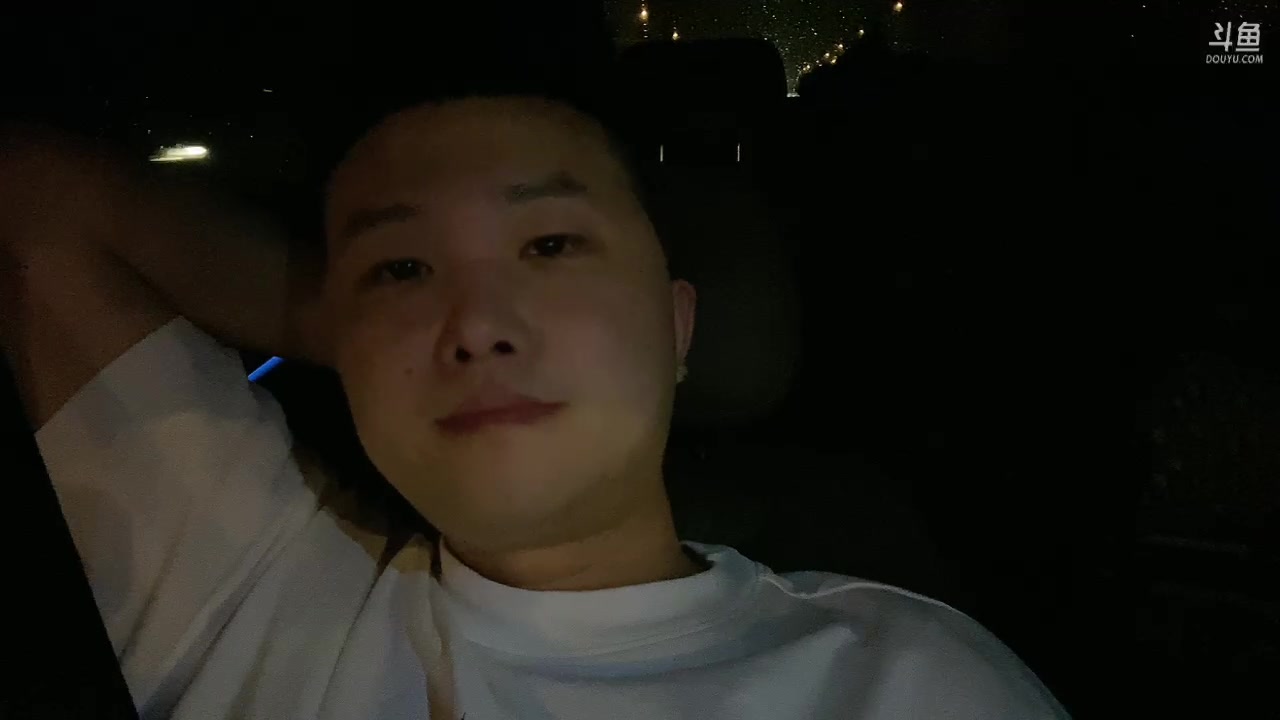 【2023-09-25 04点场】汉宫年鹏Enpi：出门一天，么么哒