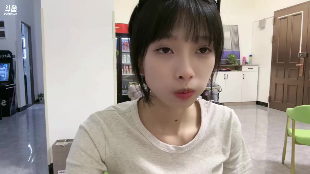 【2023-09-26 20点场】小溫dududu：【小奶团】恭喜小风50级牌牌啦啦啦啦！
