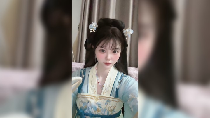 中秋快乐呀，大家记得吃月饼哦