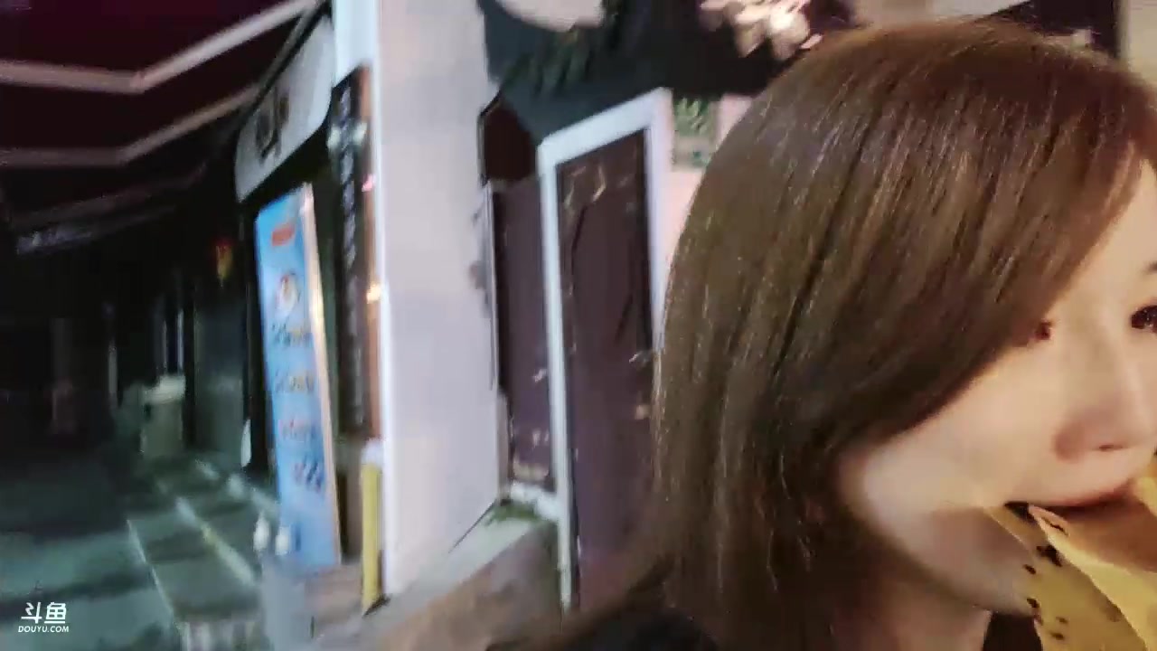 【2023-09-30 18点场】地表最强狸仔仔哟：【钻石双倍+0.1元粉丝牌】带包包玩！