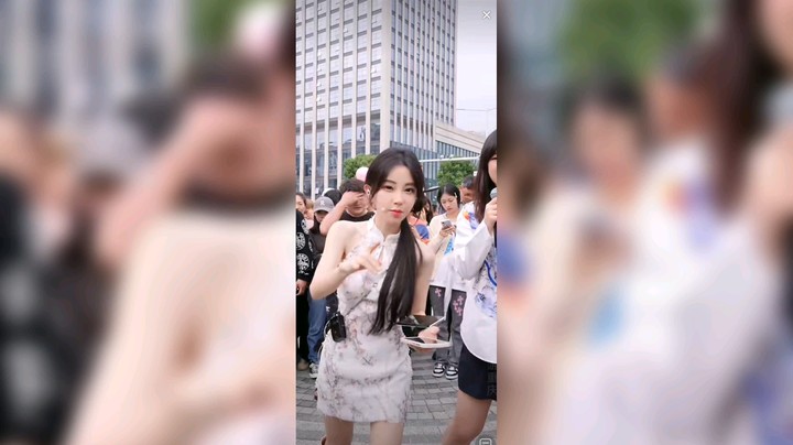 冯提莫和美女可柔合唱