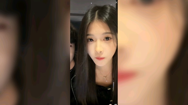 情侣直播秀恩爱，大家羡慕谁