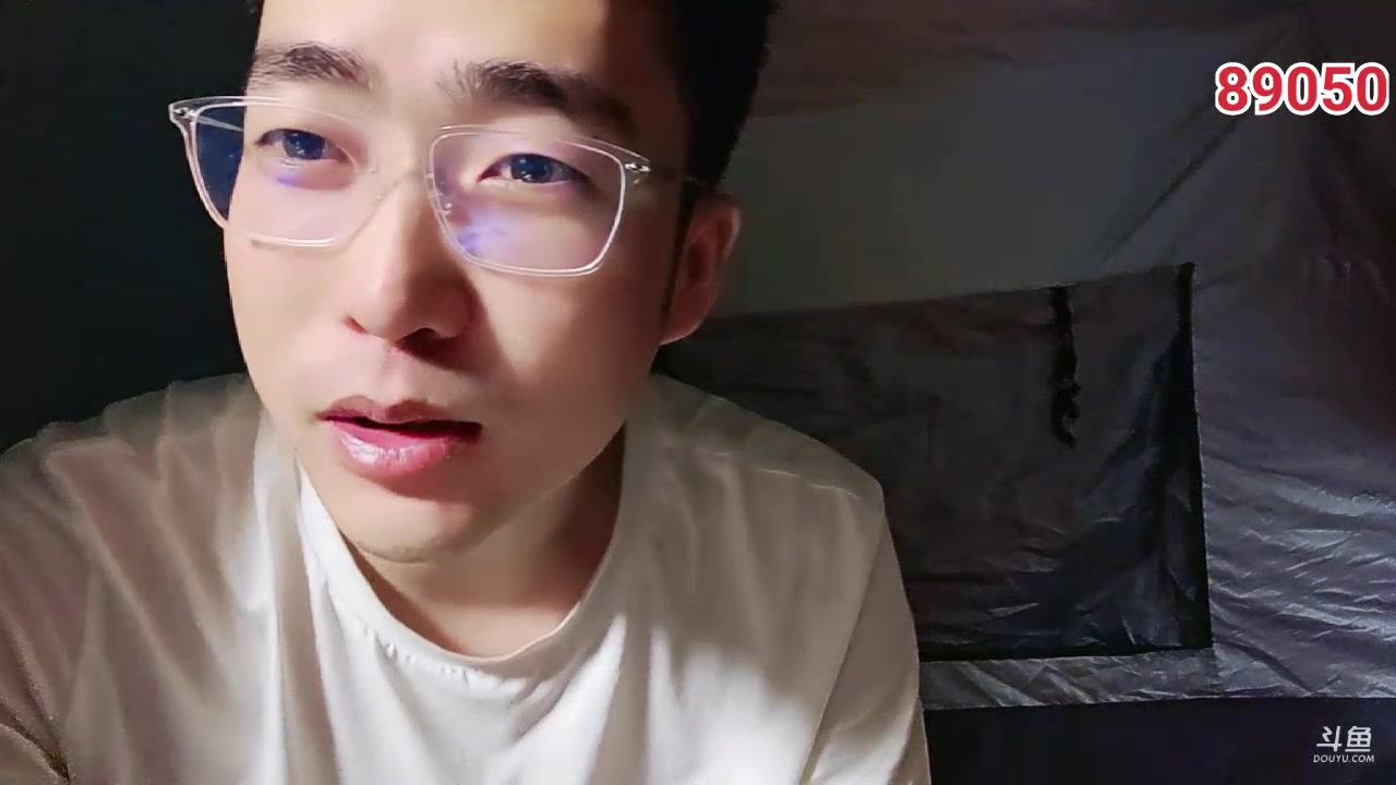 【2023-10-02 02点场】别问问就黑皮：祝歌神生日快乐！身体健康！