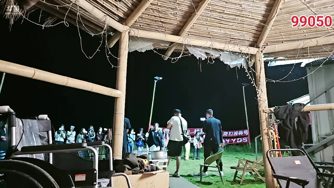 【2023-10-02 00点场】别问问就黑皮：祝歌神生日快乐！身体健康！